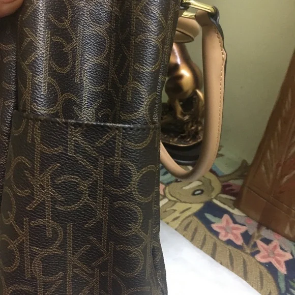 Authentic Calvin Klein coated PVC signature tote bag - Picture 12 of 15